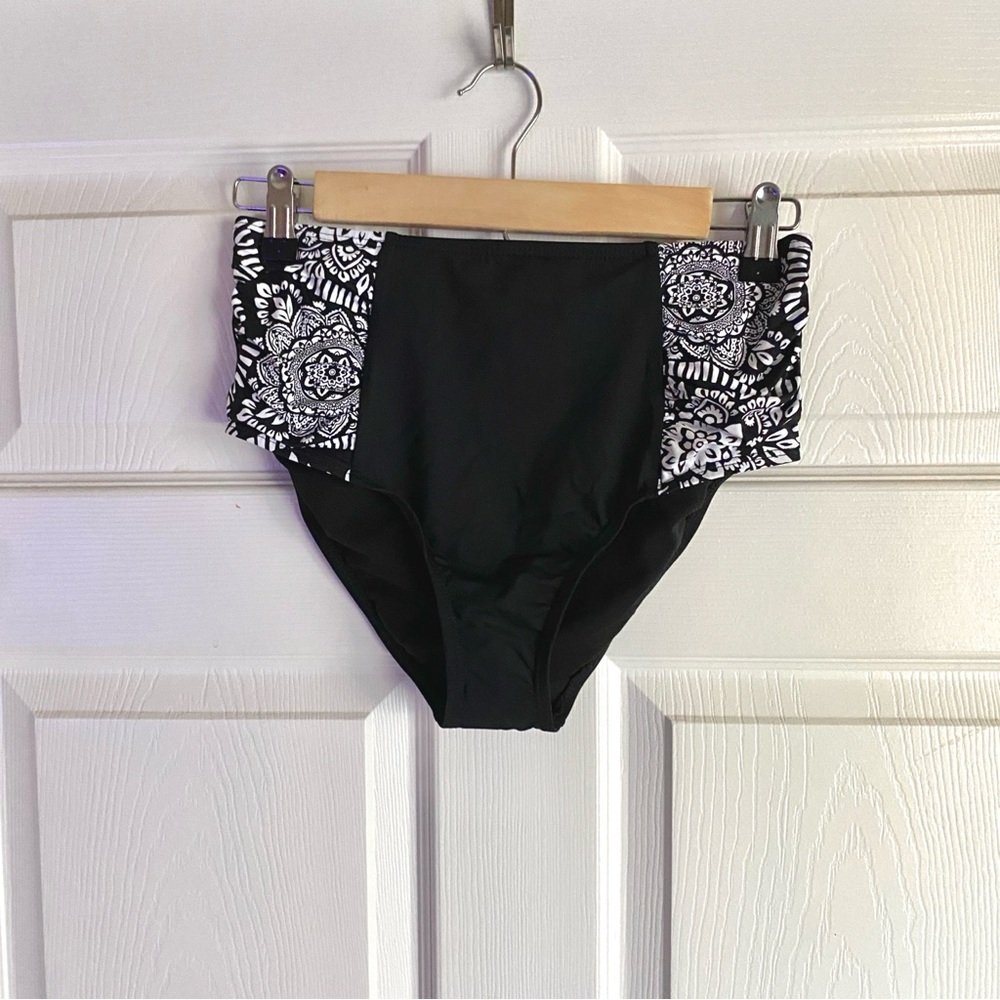 ‘ Apt.9 ’ Black High Waist Bikini Bottom w/ White Design size s